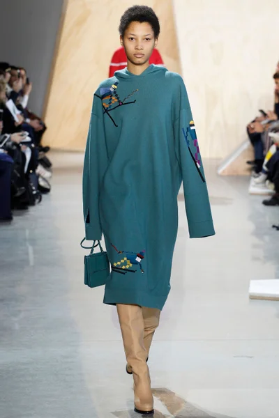 Look 9